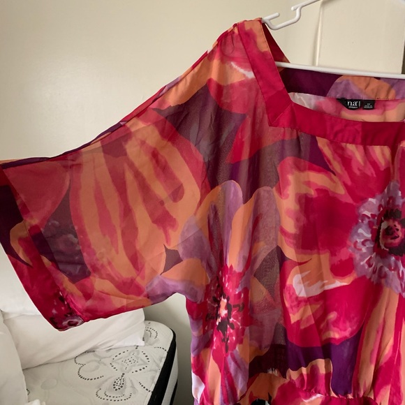 Blouse - Picture 2 of 4